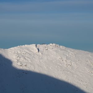 Fiacaill Ridge scrambling in Winter
