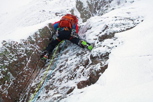 winter climbing - hidden chimney