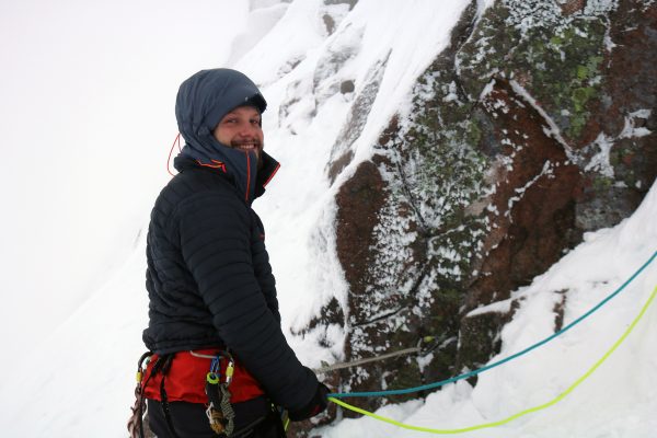 Winter belaying