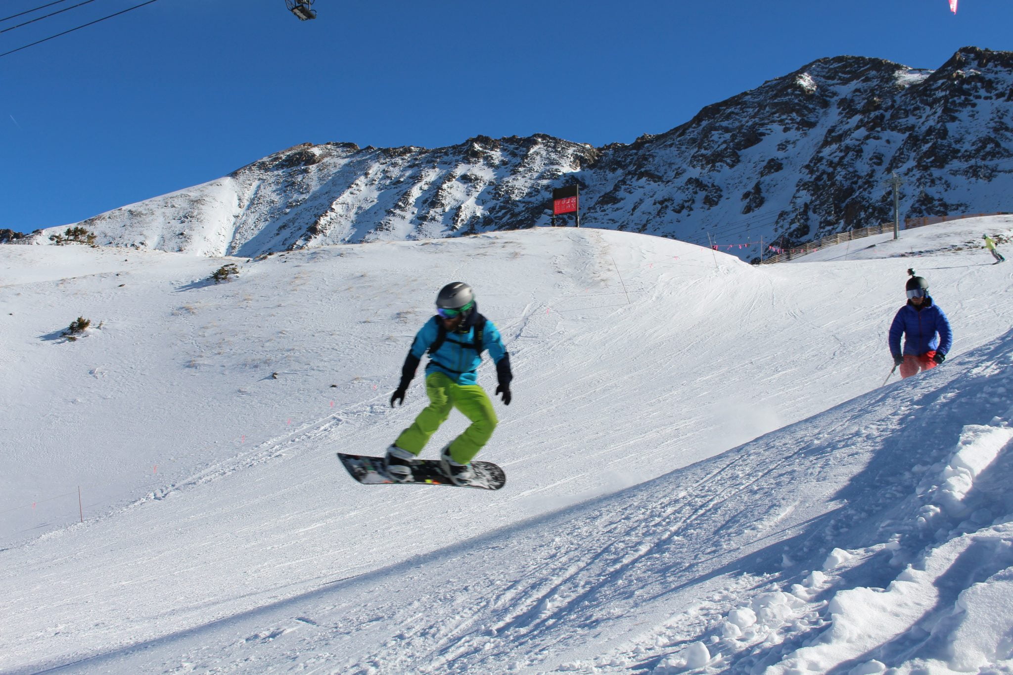 Snowboard lessons in Aviemore, Learn to Snowboard in the Cairngorms.