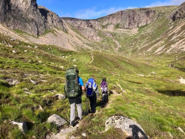 cairngorms 4000ers challenge hillwalking expedition scotland