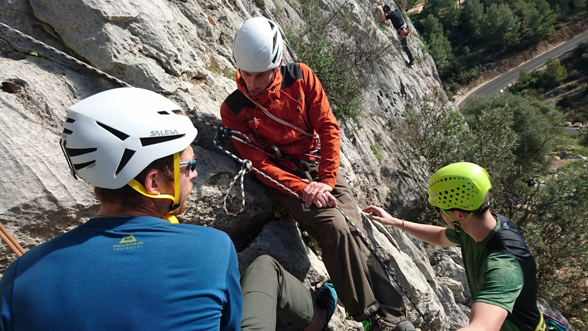 Outdoor Instructor Apprenticeships in Scotland Train & Work in the Outdoors.