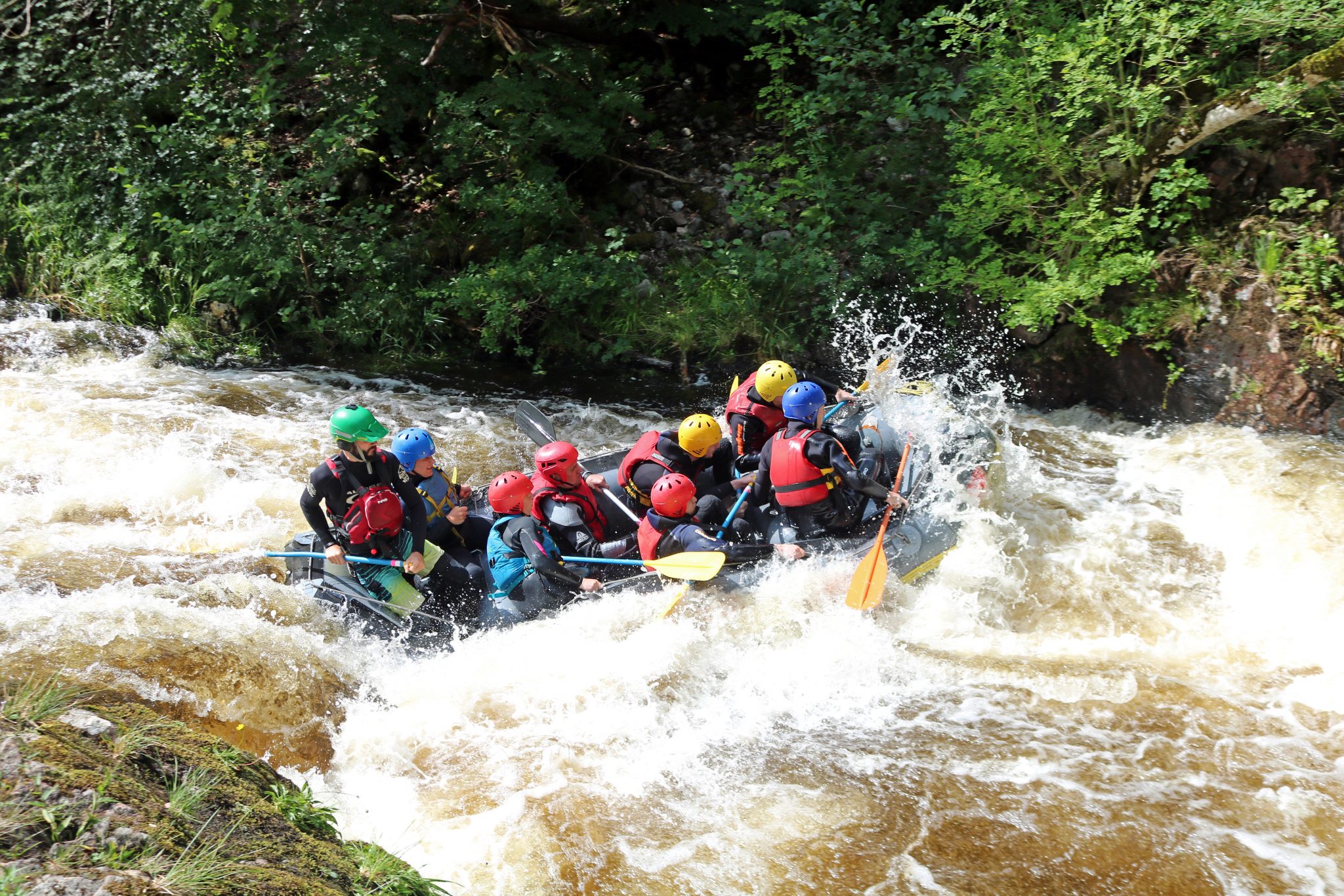 white water rafting trips in scotland