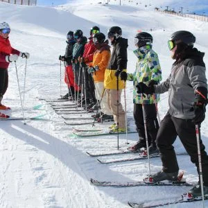 outdoor instructor training skiing