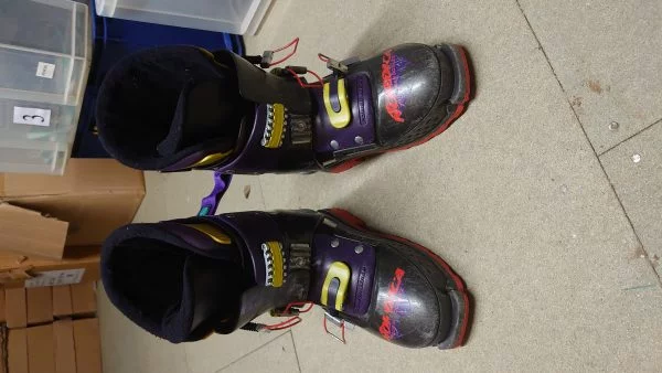 Second hand ski touring boots
