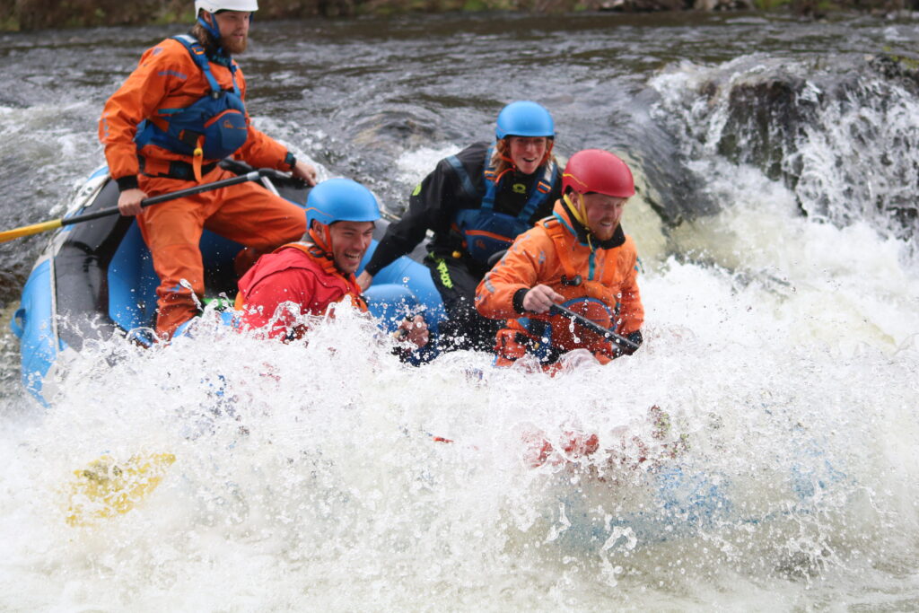 Outdoor Instructors Raft guides
