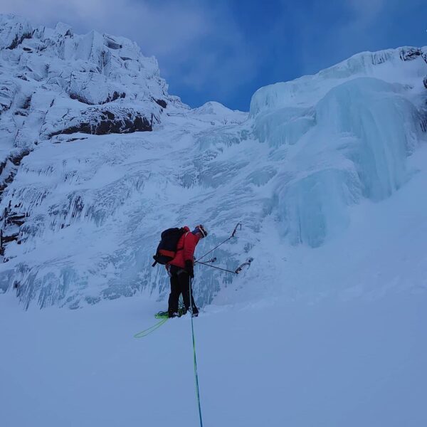Introduction to winter climbing aviemore