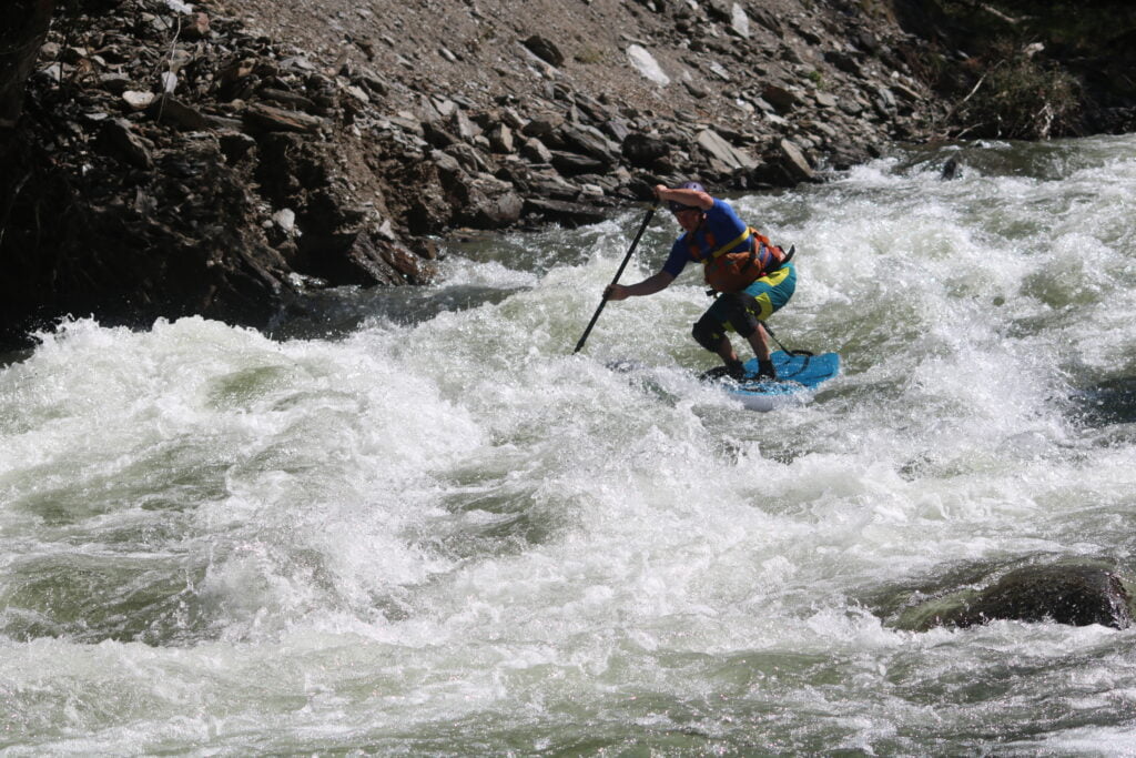 White-Water SUP on the Noguera Pallaresa grade 4