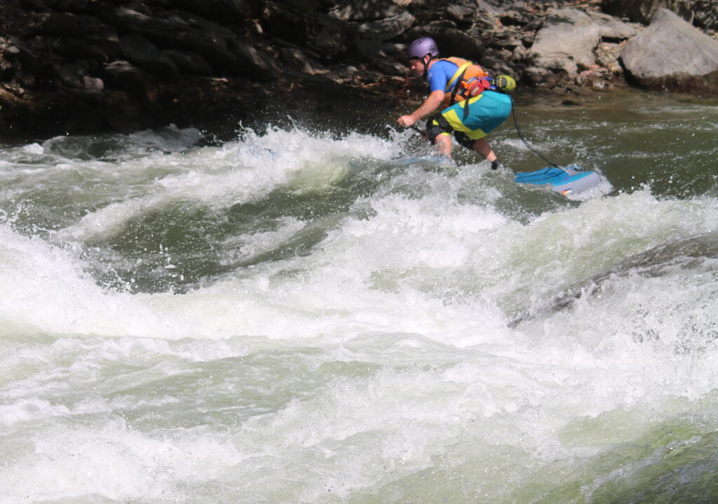 White-Water SUP on the Noguera Pallaresa big water